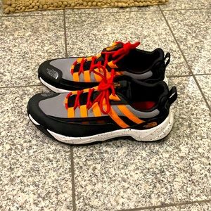 The North Face men's size 8.5 shoes